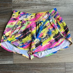 lululemon tracker shorts